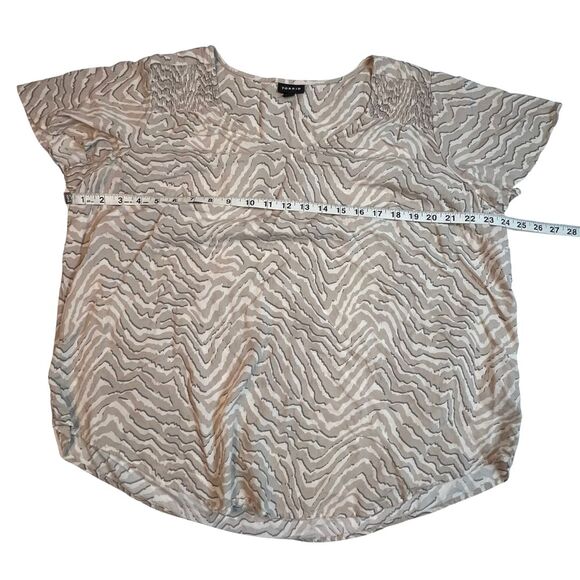 Torrid Blouse Womens 1X Zebra Print All Over Boho Funky Shirt Relaxed V Neck Top - Picture 4 of 10